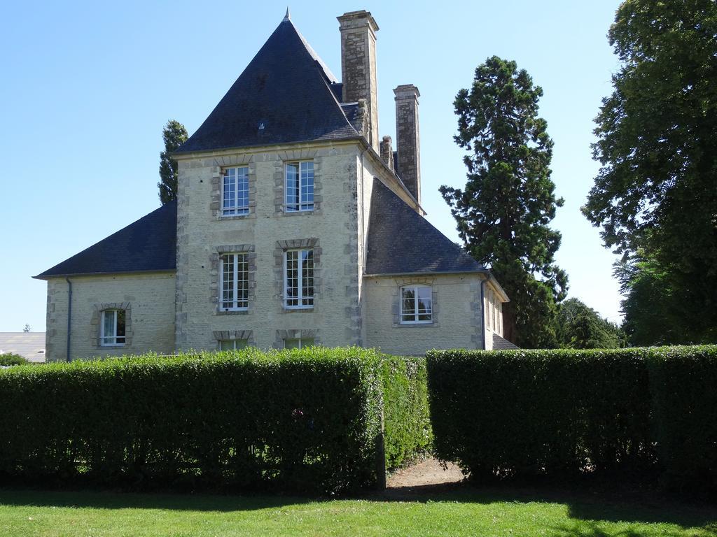 Chateau Turgot Gites Bons-Tassily Pokój zdjęcie