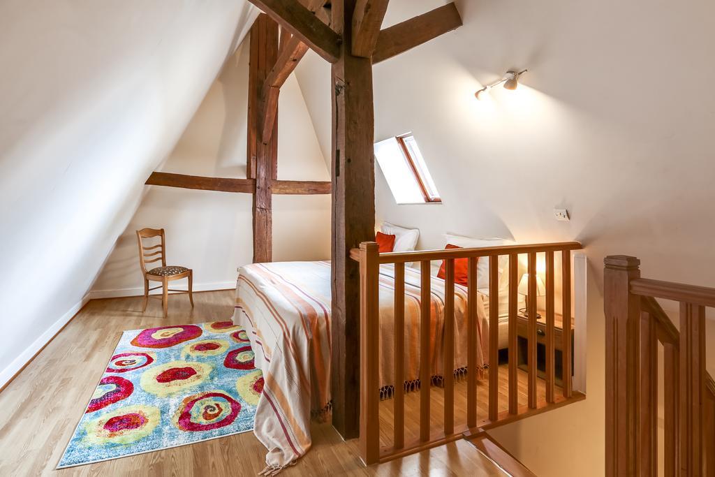 Chateau Turgot Gites Bons-Tassily Zewnętrze zdjęcie