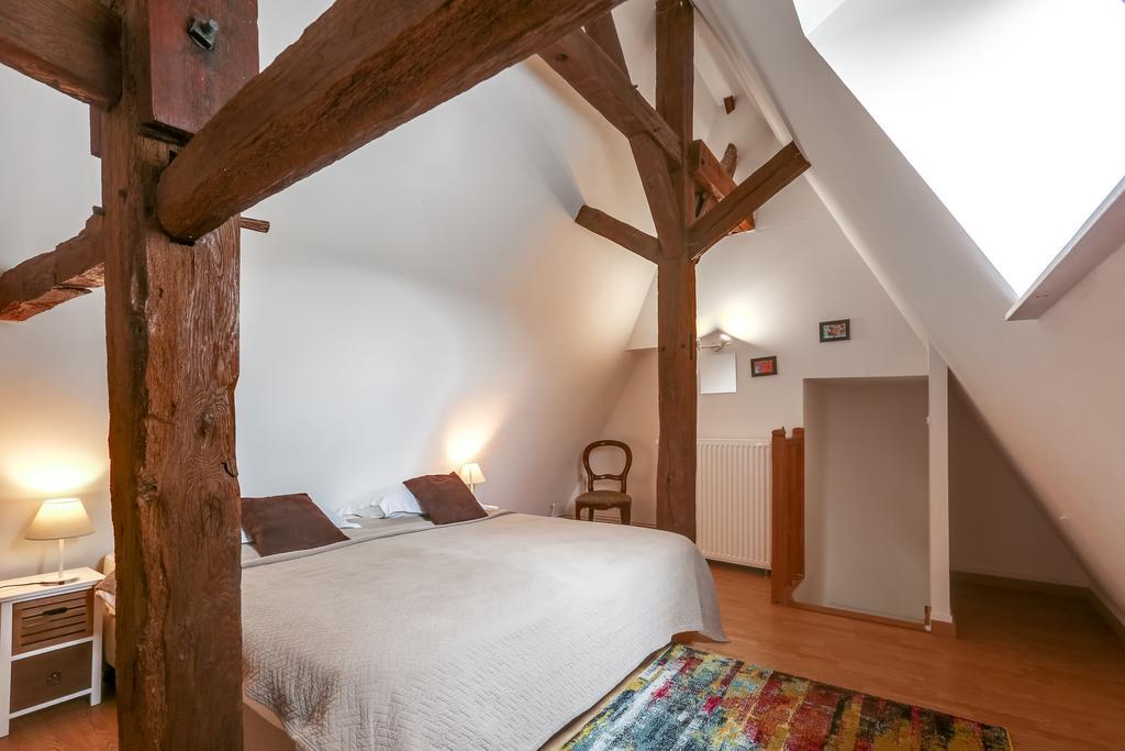 Chateau Turgot Gites Bons-Tassily Zewnętrze zdjęcie